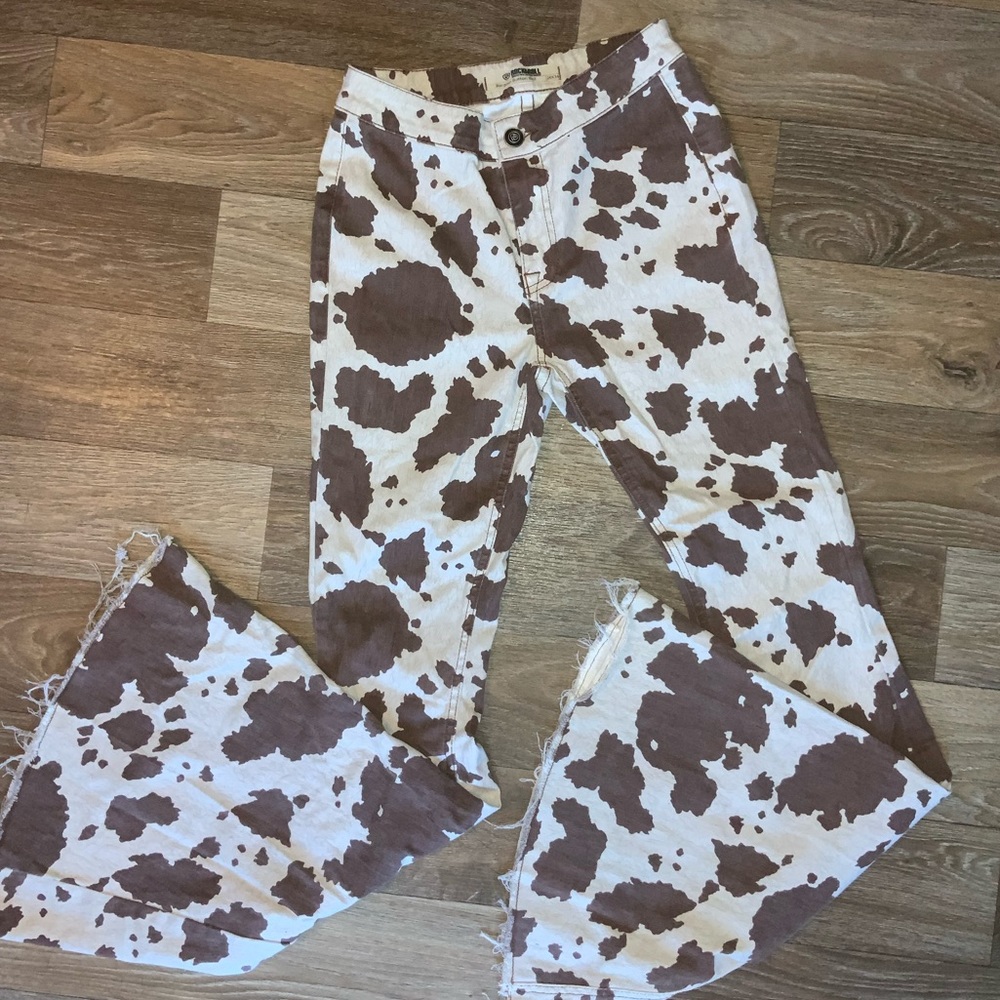 Rock N Roll Women’s Cow Print Raw hem Bell Bottom Jeans in 26x34